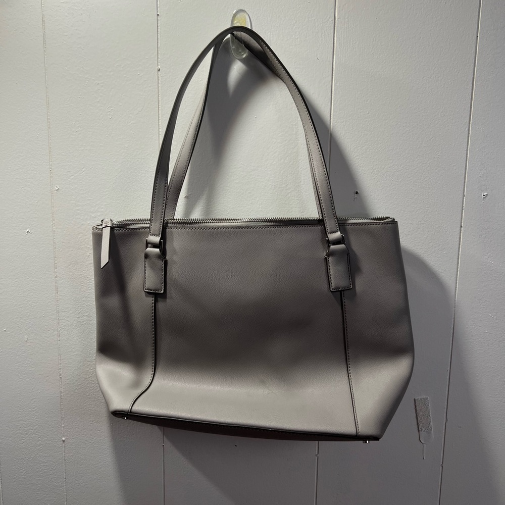 Kate Spade|Cameron Pocket Tote|Taupe Grey - Picture 15 of 16